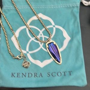Kendra Scott Long Pendant Necklace In Gold an Black iridescent